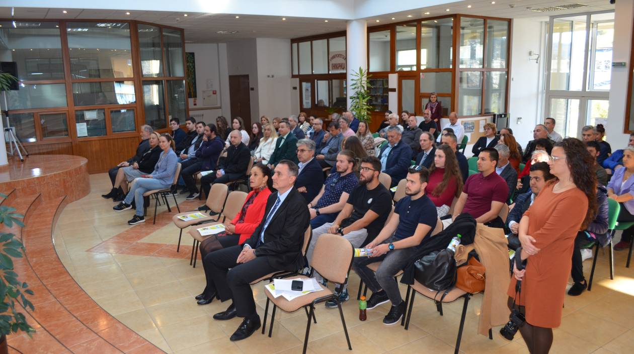 Тържествен академичен съвет по случай 1ви ноември - Ден на народните будители