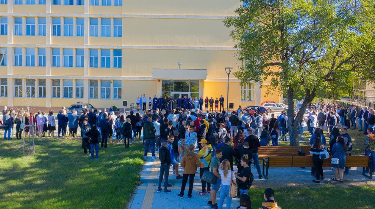 На добър час на всички студенти на Технически университет- Габрово!